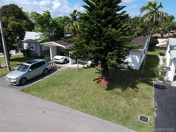 2nd image of 4999 NW 43rd Ct