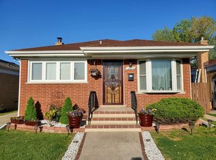 3609 Dora St, Franklin Park, IL