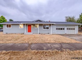 2924 Oak St SE, Albany, OR 97322