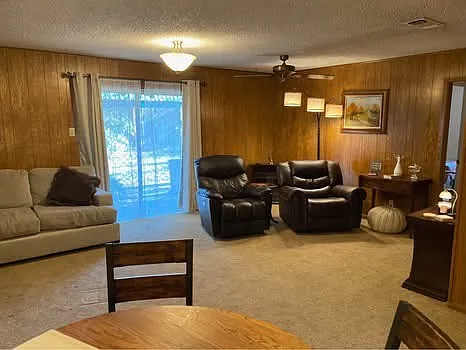 4 bed, 1520 sqft, $1,800 — Photo 4