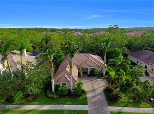 7856 Classics Dr, Naples, FL 34113