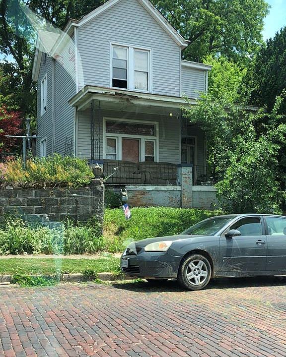 2nd image of 1322 Lincoln St