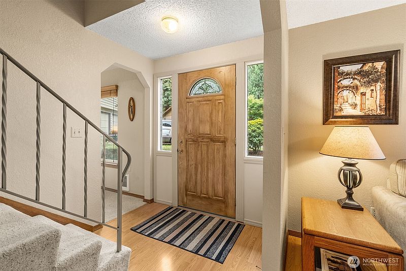 5th image of 6607 Foster Drive SW