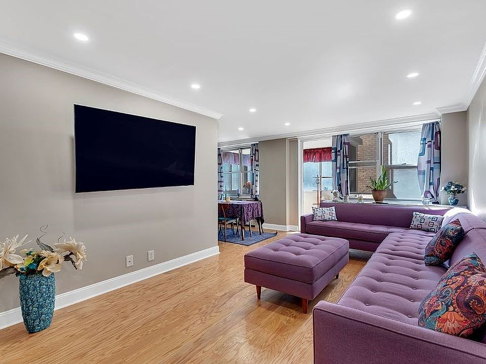 1st image of 303 W 66th St APT 9DE