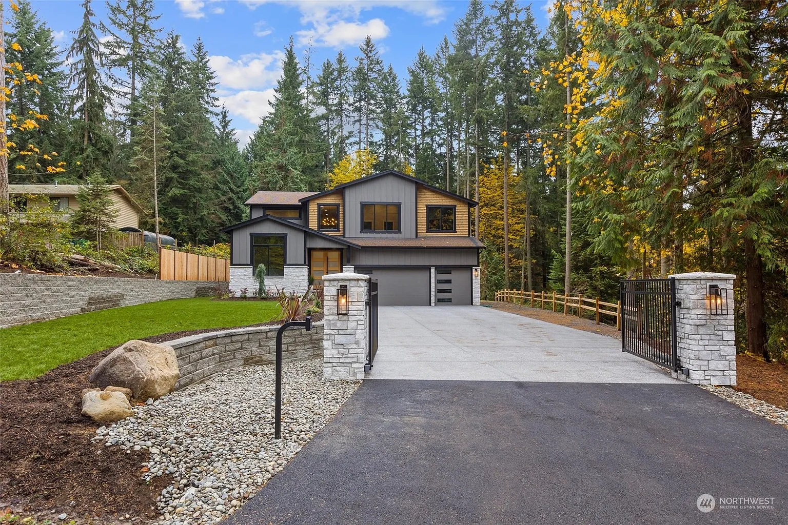 7918 207th SE photo 1