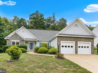 1107 Great Oaks Ln, Fredericksburg, VA 22401