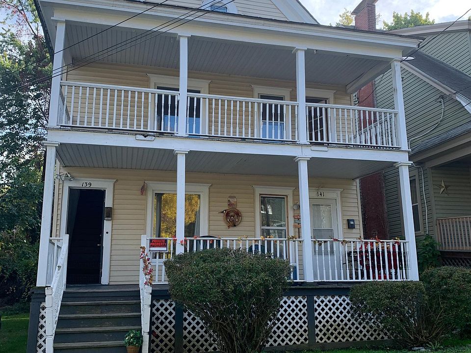 1st image of 139 Parkside Ave #2