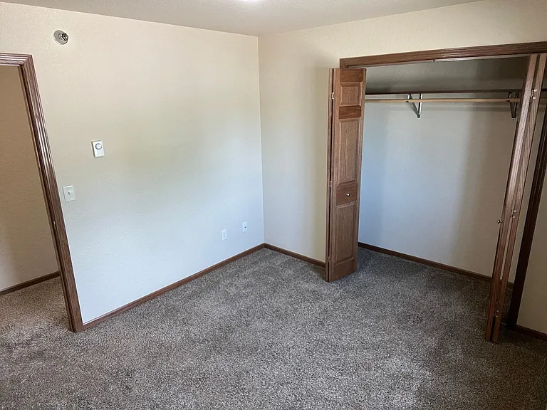 4210 Kateland St — Photo 41