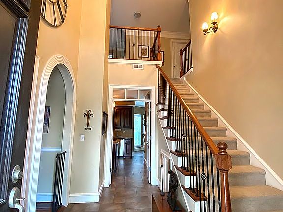 5th image of 5211 S 44th Pl