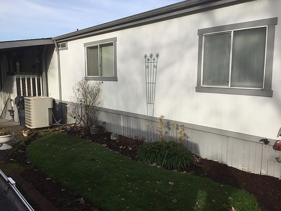 4th image of 18165 S Silverwood Dr