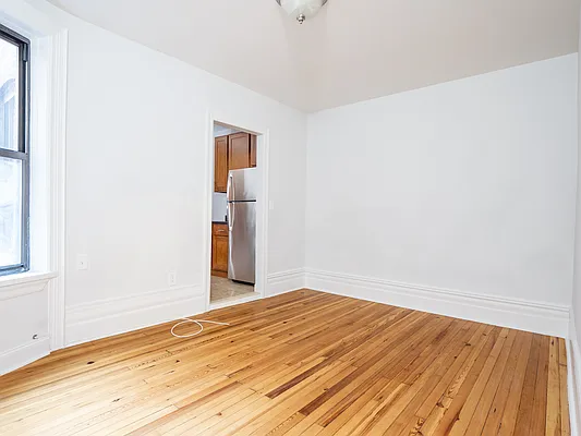 Rented by City Connections Realty | media 10