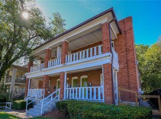 1017 W 39th St, Kansas City, MO 64111