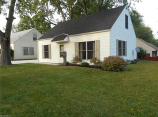 1993 Searl St, Cuyahoga Falls, OH 44221