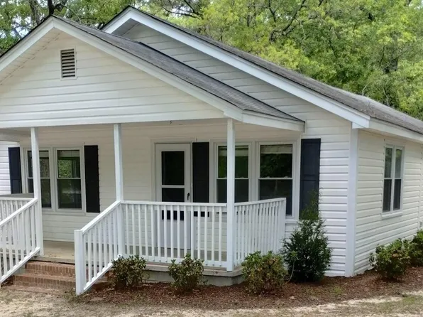 1845 Saint Matthews Rd, Swansea, SC 29160