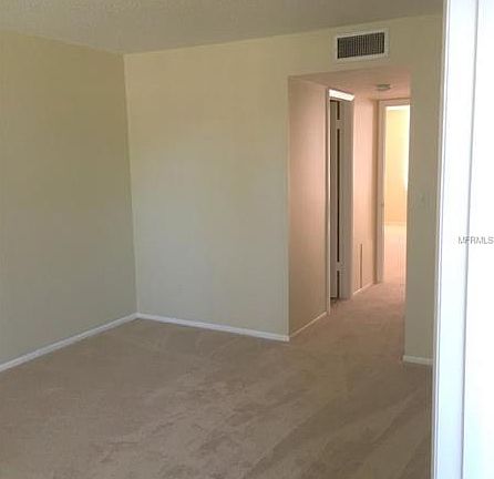 4th image of 4720 Locust St NE APT 202