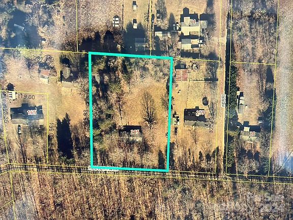 3rd image of 215 Keever Farm Dr
