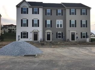 7872 Erinvale Ln, Seven Valleys, PA 17360