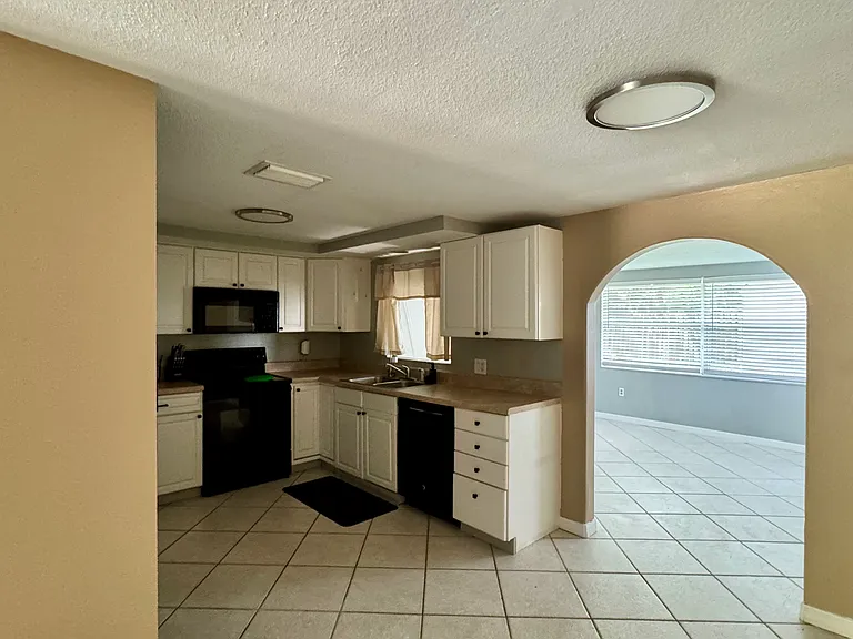 6110 Louisiana Ave — Photo 5