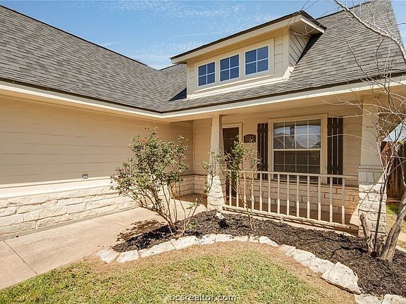 3rd image of 1025 Windmeadows Dr