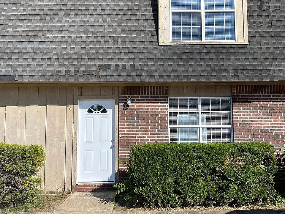 40 S Wilma Ave
