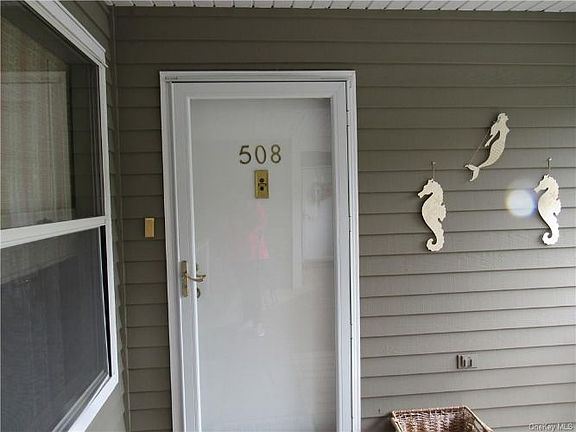 3rd image of 508 Continental Dr