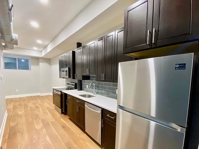 1525 W Girard Ave #4B — Photo 1