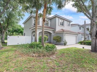 7865 NW 19th Ct, Pembroke Pines, FL 33024