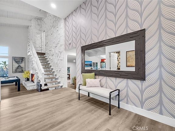 3rd image of 2120 Fairview Ave