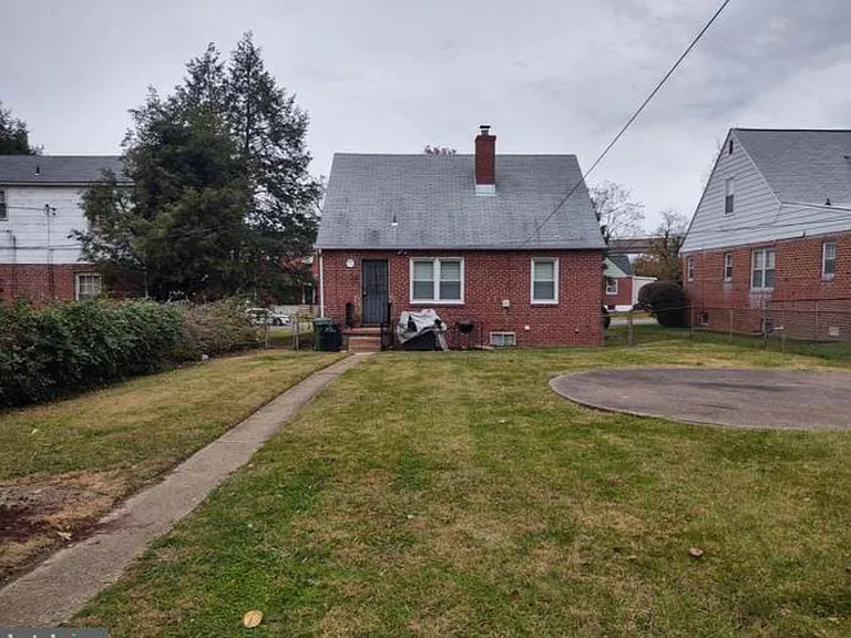 4113 Elderon Ave — Photo 16