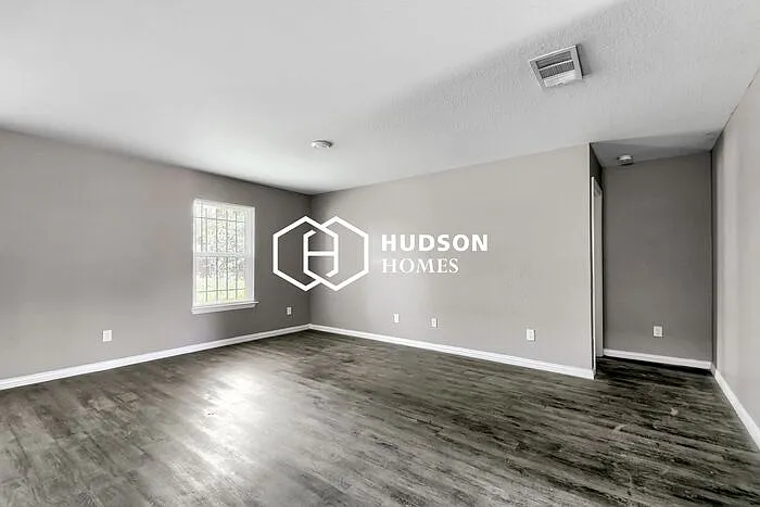 3343 Martin Luther King Dr — Photo 4