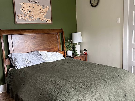 2nd image of 221 S Home Ave APT 3