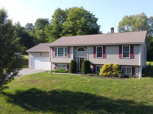7 Alora St, Lisbon, ME 04252