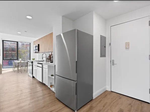 300 West 136th Street image 4 of 17