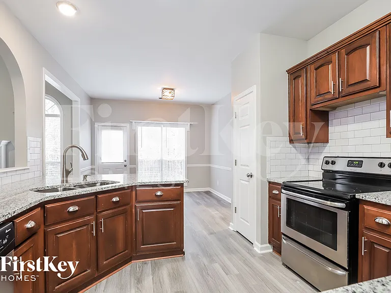 5320 Parkside Trl — Photo 6