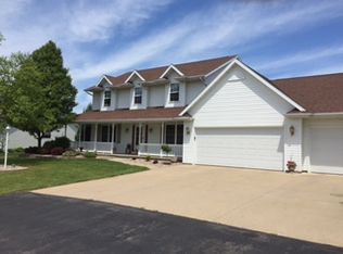 W6840 Basswood Ln, APPLETON, WI 54915