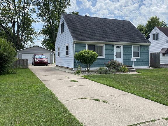 2nd image of 4318 Meadow Ln