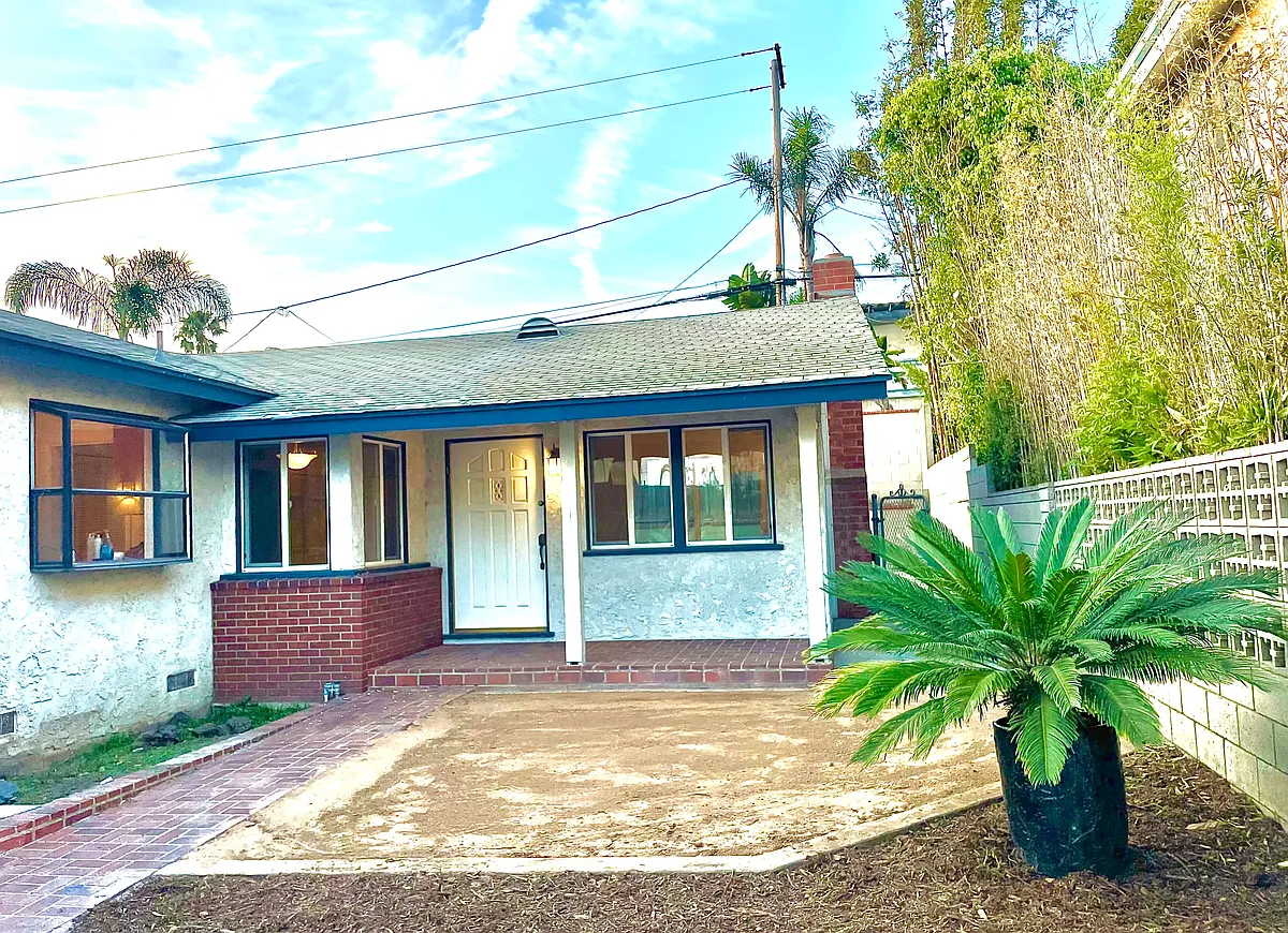Building Photo - 1045 Marvista Ave
