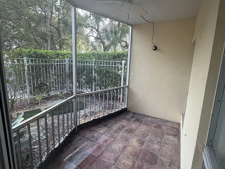 1201 SE 2nd Ct — Photo 14