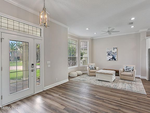 5th image of 4516 Coquina Dr