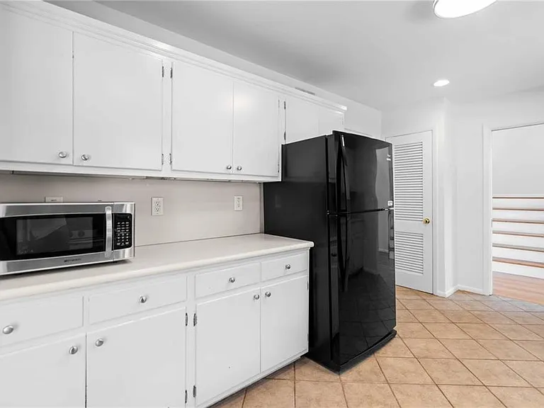 274 Land O Lakes Ct NE — Photo 11