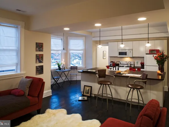 261 Robert St APT 2, Baltimore, MD 21217