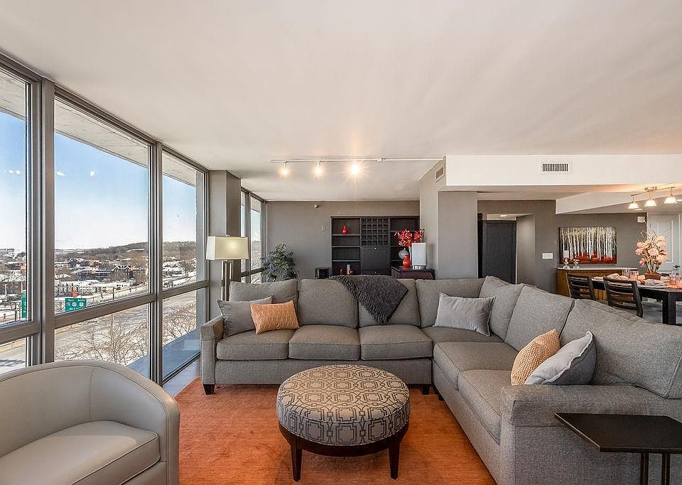 1st image of 600 Admiral Blvd APT 708