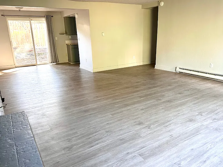 14507 NE 7th Pl #3 — Photo 3