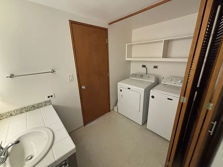 1350 Ala Moana Blvd #508 — Photo 5
