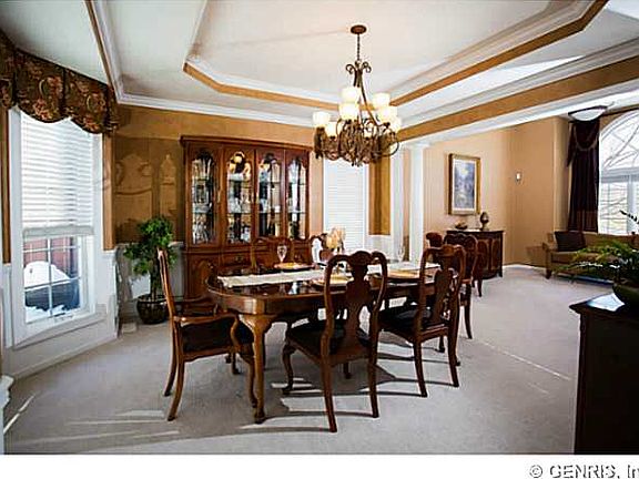 5th image of 27 Fairpoint Dr