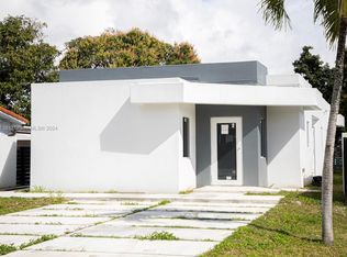 2205 SW 60th Ave, Miami, FL 33155