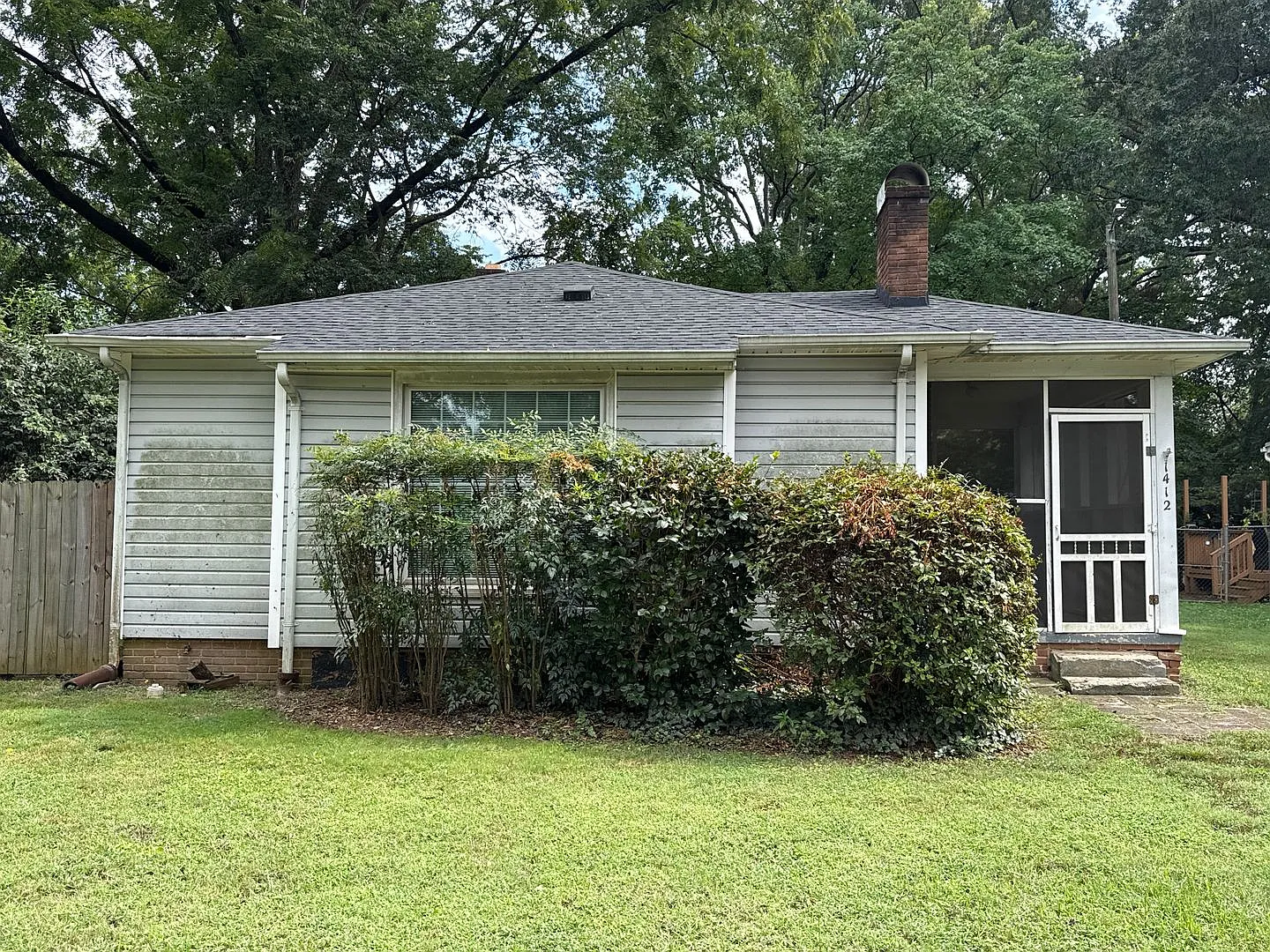 T.R. Lawing Realty Property — Photo 1