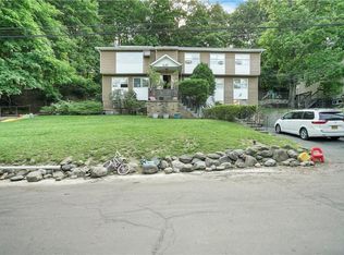 11 Emes Ln, Monsey, NY 10952