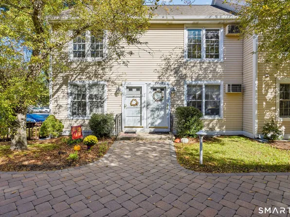 54 Rope Ferry Road #F115, Waterford, CT 06385