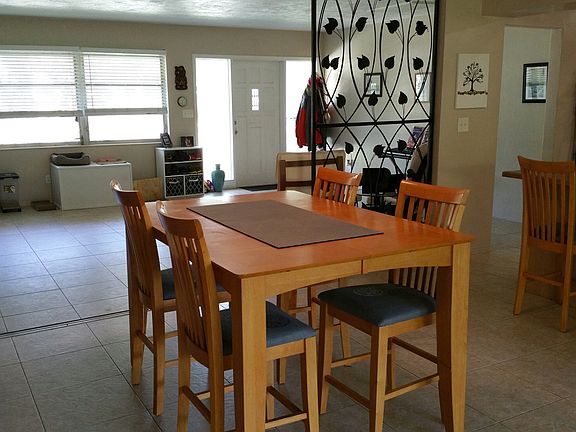 Dining room looking to front family